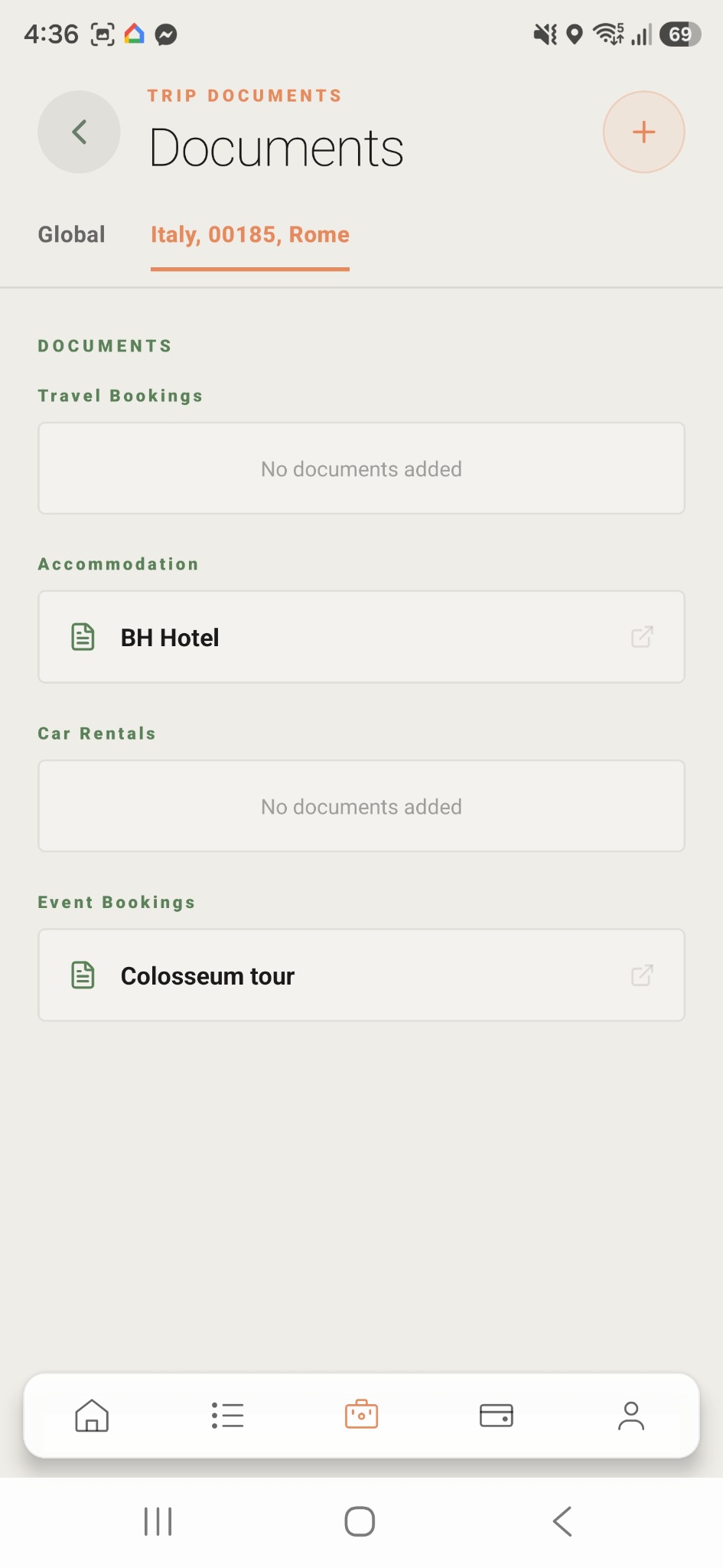 RoamTrip trip documents organised by travel bookings, accommodation and events